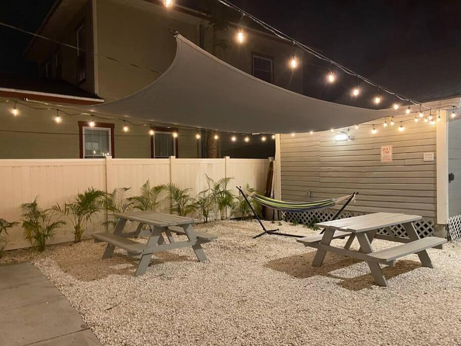 Chic Bungalow Apartment Steps From Armature Works & Downtown Riverwalk Τάμπα Εξωτερικό φωτογραφία