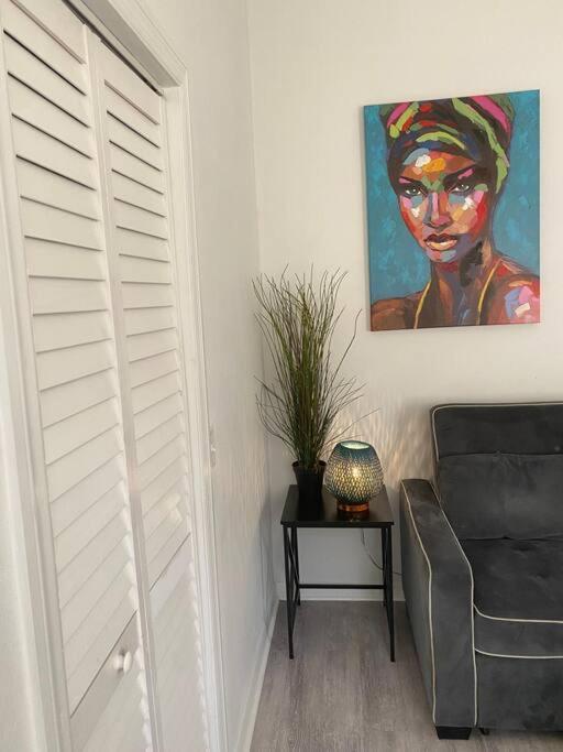 Chic Bungalow Apartment Steps From Armature Works & Downtown Riverwalk Τάμπα Εξωτερικό φωτογραφία